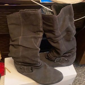 Women’s mid calf boots
